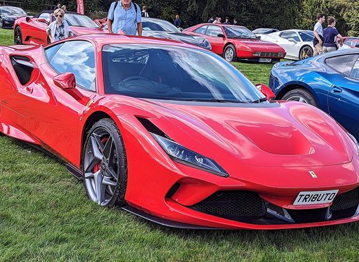 Ferrari F8 