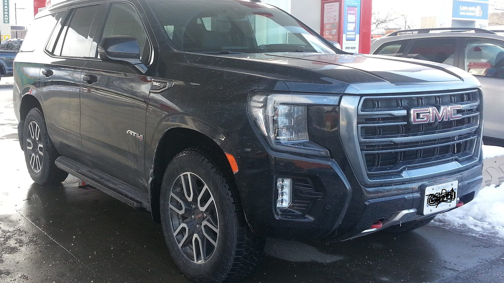 GMC-Yukon 
