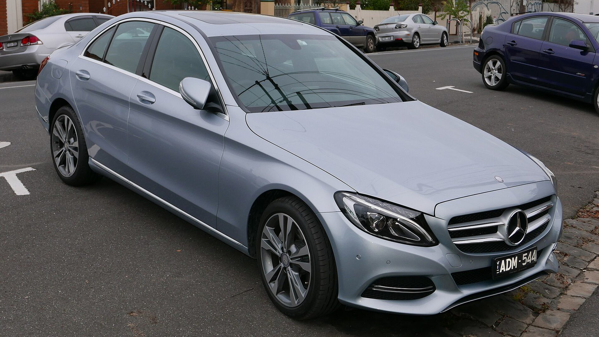Mercedes-Benz C300 